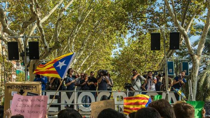 Katalanisches Referendum: Bruch mit Austerität und Autoritarismus