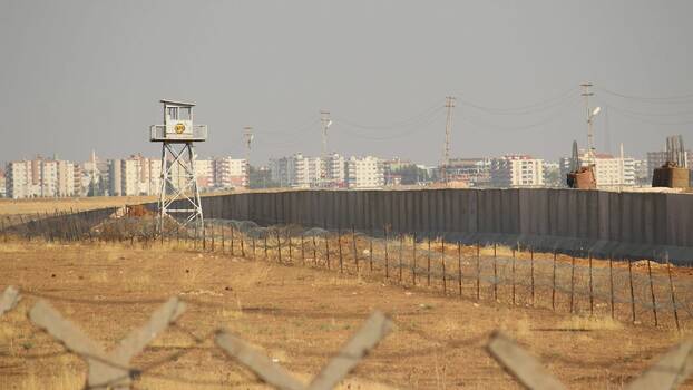 Türkisch-Syrische Grenze bei Qamischli (Nusaybin), Rojava